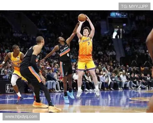 2021年马刺与黄蜂精彩对决回顾赛季亮点与关键时刻分析