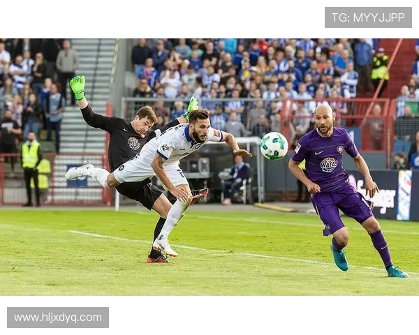 奥厄与卡斯鲁厄的激烈对决分析及赛前预测展望